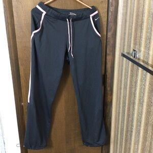 Nike Women’s Large Track / Jogging Pants